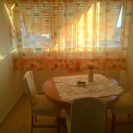 Sunshine- Center Of