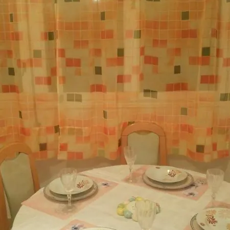 Sunshine- Center Of アパート