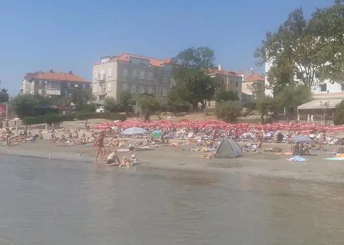 Sunshine- Center Of *